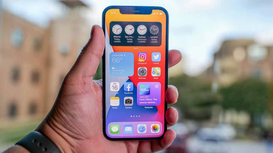 Privacy, Apple tool , microphone,  digital camera, Siri