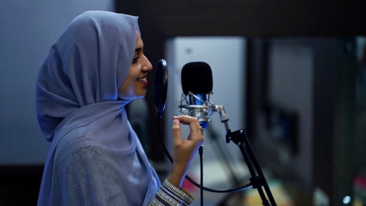 Haniya Nafisa, Dana Razik, instagram singer, popular young singer India, popular singer on Instagram