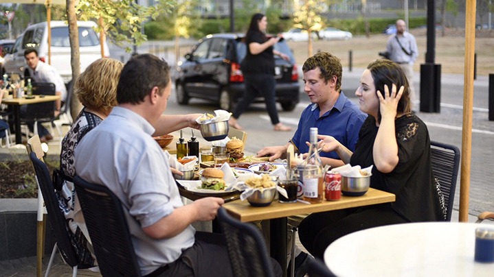 Goddess Cafe,  the executives, Pizza E Vino, Covid-19, guidelines