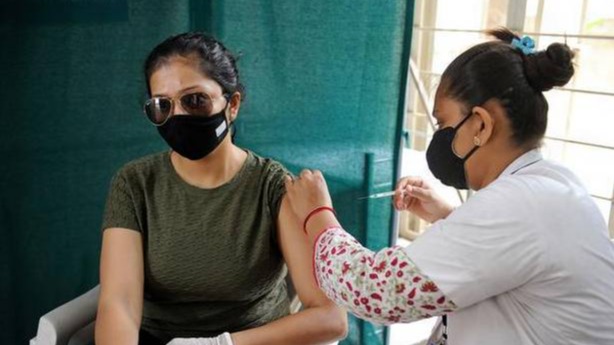 Vaccination Center, Ahmedabad, Urban Health Center, Corona , vaccinations