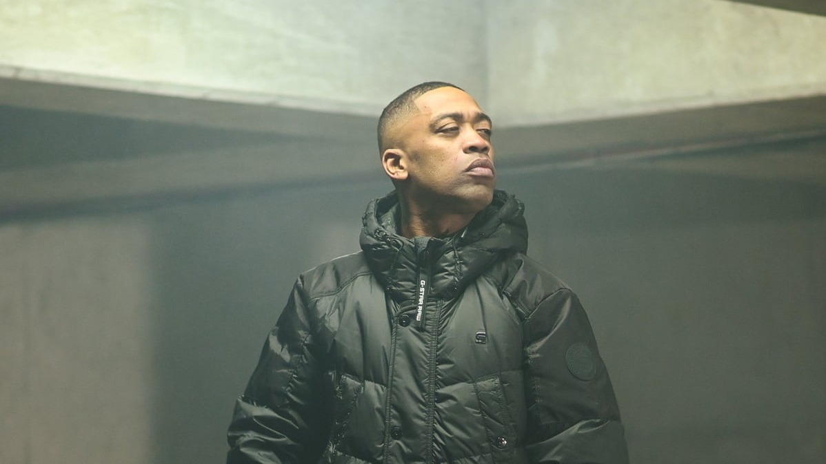 kickboxer , Ali Jaco, NME Awards, Grimm's Godfather, Violence